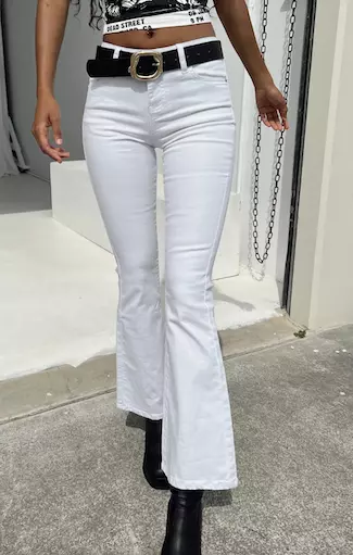 THE ELLE LOW RISE BOOTCUT JEANS WHITE